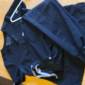 Figs set. Small. Black. Catarina and Zamora.